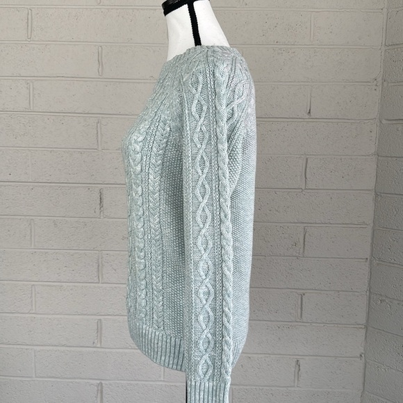 EUC GAP Cable-Knit Crewneck Sweater in Mint Green, S - Picture 4 of 11